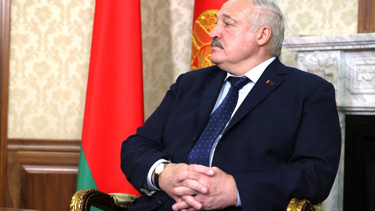 Лукашенко заявил о готовности Белоруссии ответить на внешнюю агрессию