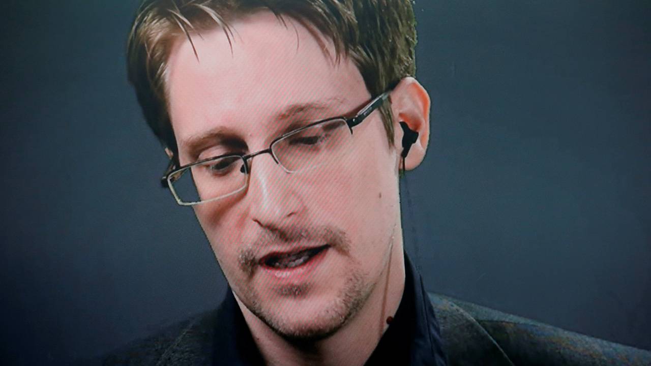 Сноуден назвал взрыв пейджеров в Ливане ужасающим прецедентом