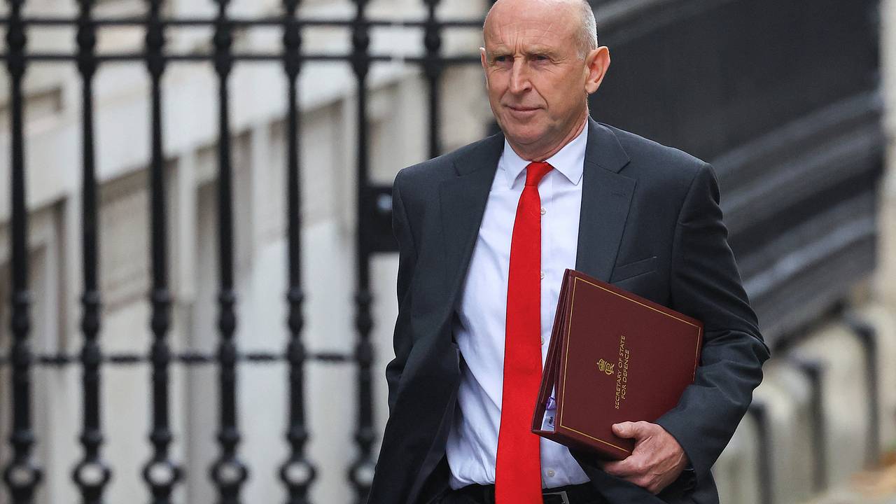 Британия и Франция захотели подписать новое военное соглашение из-за России