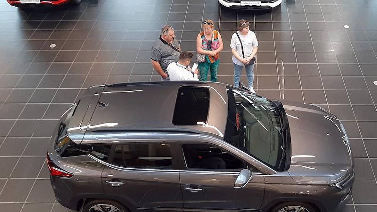 Покупка автомобиля в кредит стала терять популярность у россиян