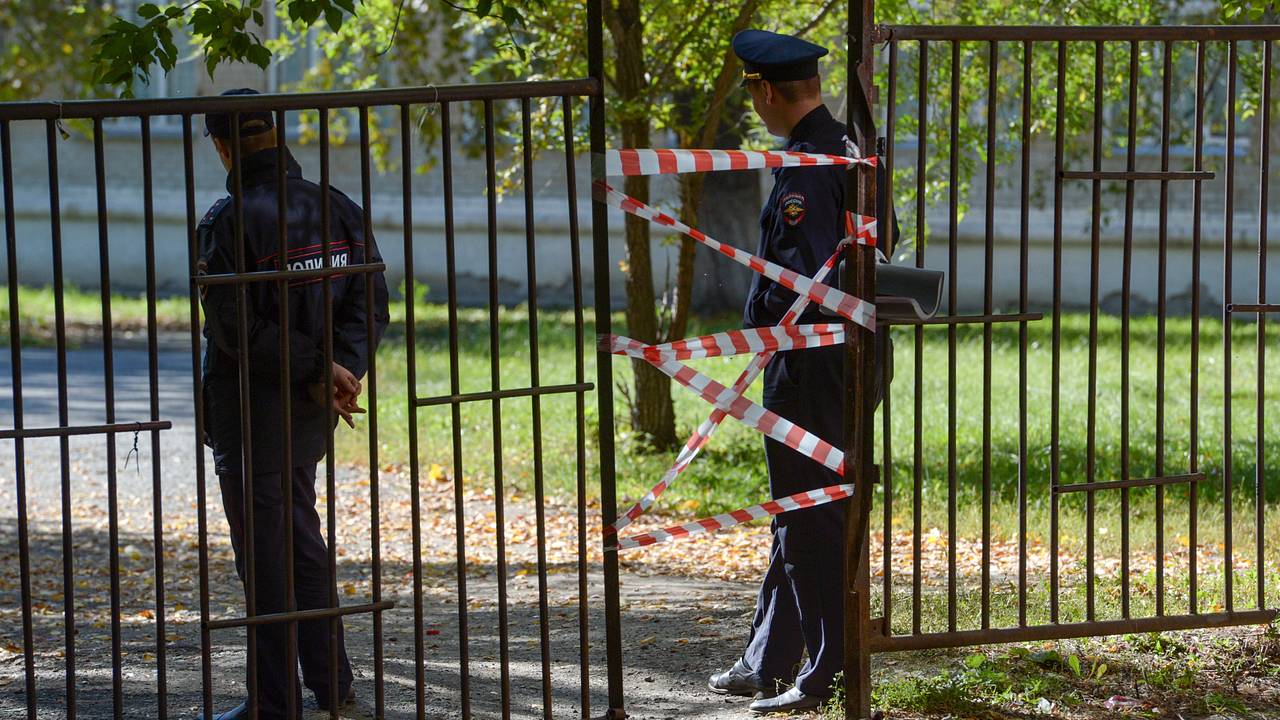 Задержан заместитель директора пострадавшей от нападения ученика челябинской школы