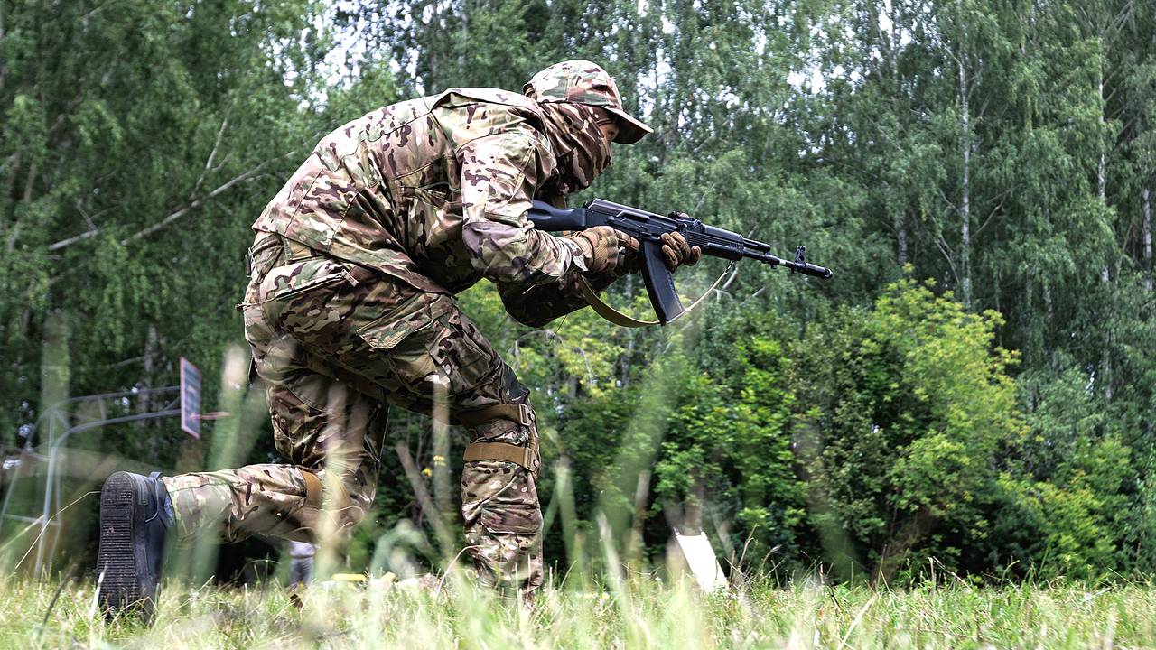 «Забирайте паразита обратно на СВО». Россиянки начали сдавать «товарищу майору» бежавших с передовой бывших мужей