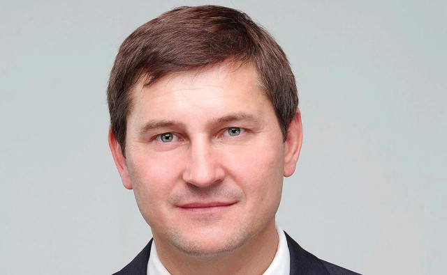 Обвиненный в коррупции депутат Рады сбежал из-под домашнего ареста