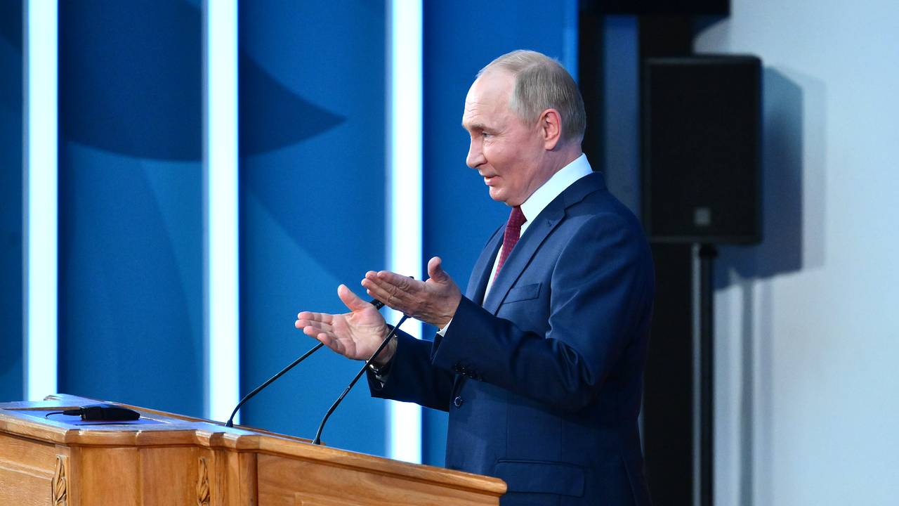 Путин одобрил идею МИД России подписать договор с Ираном