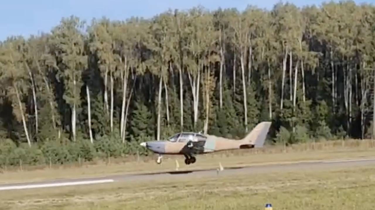 Демонстратор разрабатываемого российского самолета впервые взлетел