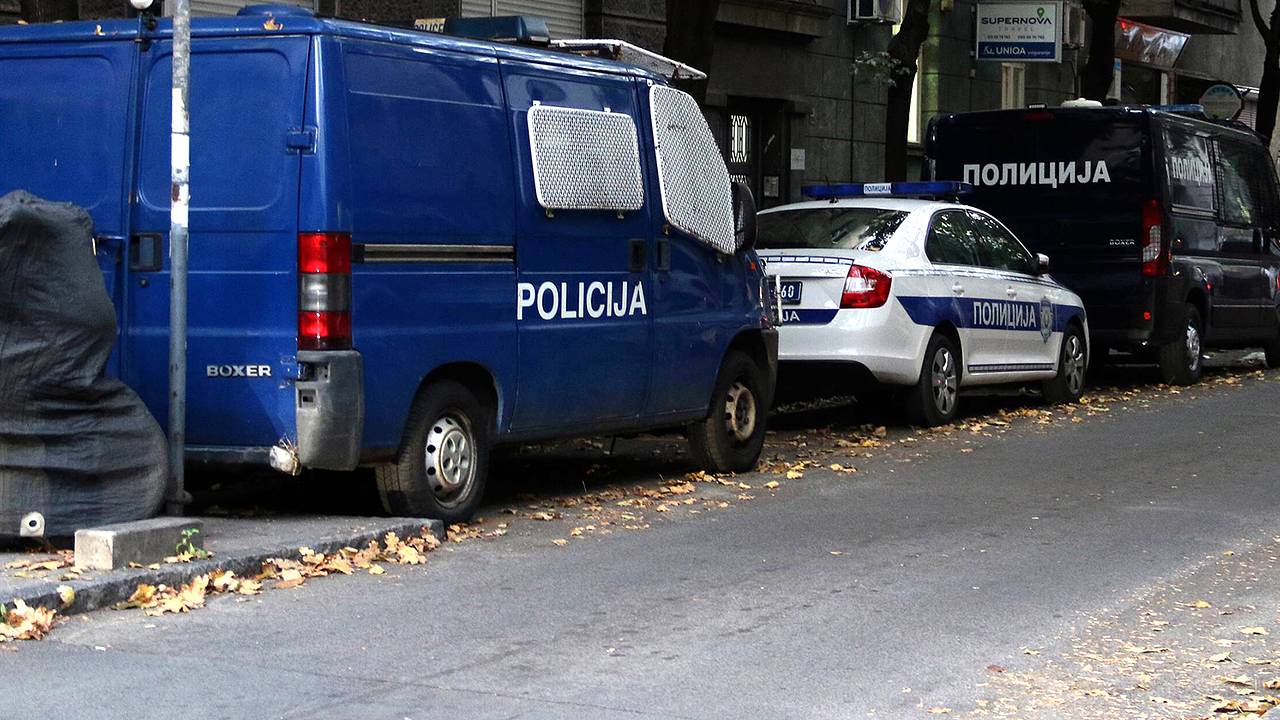 Бомбу времен Первой мировой войны нашли рядом со зданием сербского парламента