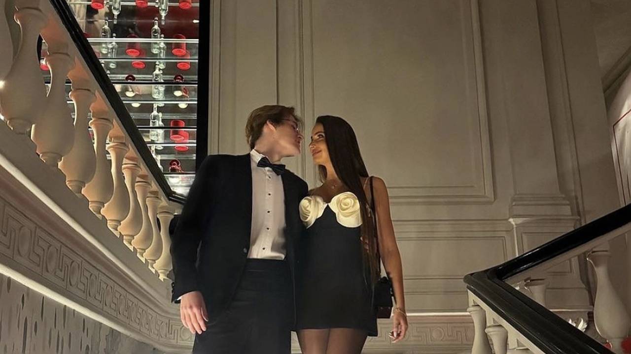 18-летний сын Ирины Дубцовой подарил девушке кольцо за 480 тысяч рублей