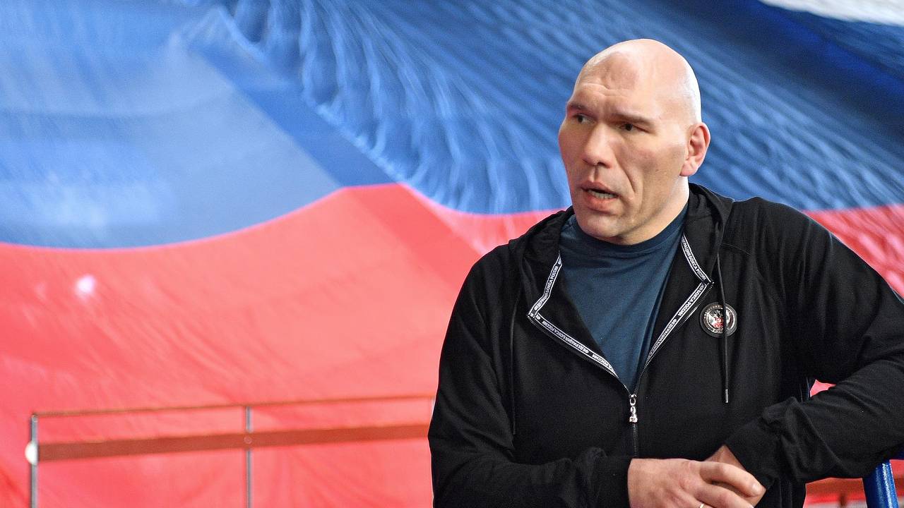 Валуев оценил предложение Вяльбе сбросить на Лондон бомбу