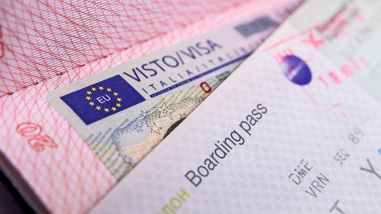 Россияне столкнулись с проблемами при оформлении шенгена