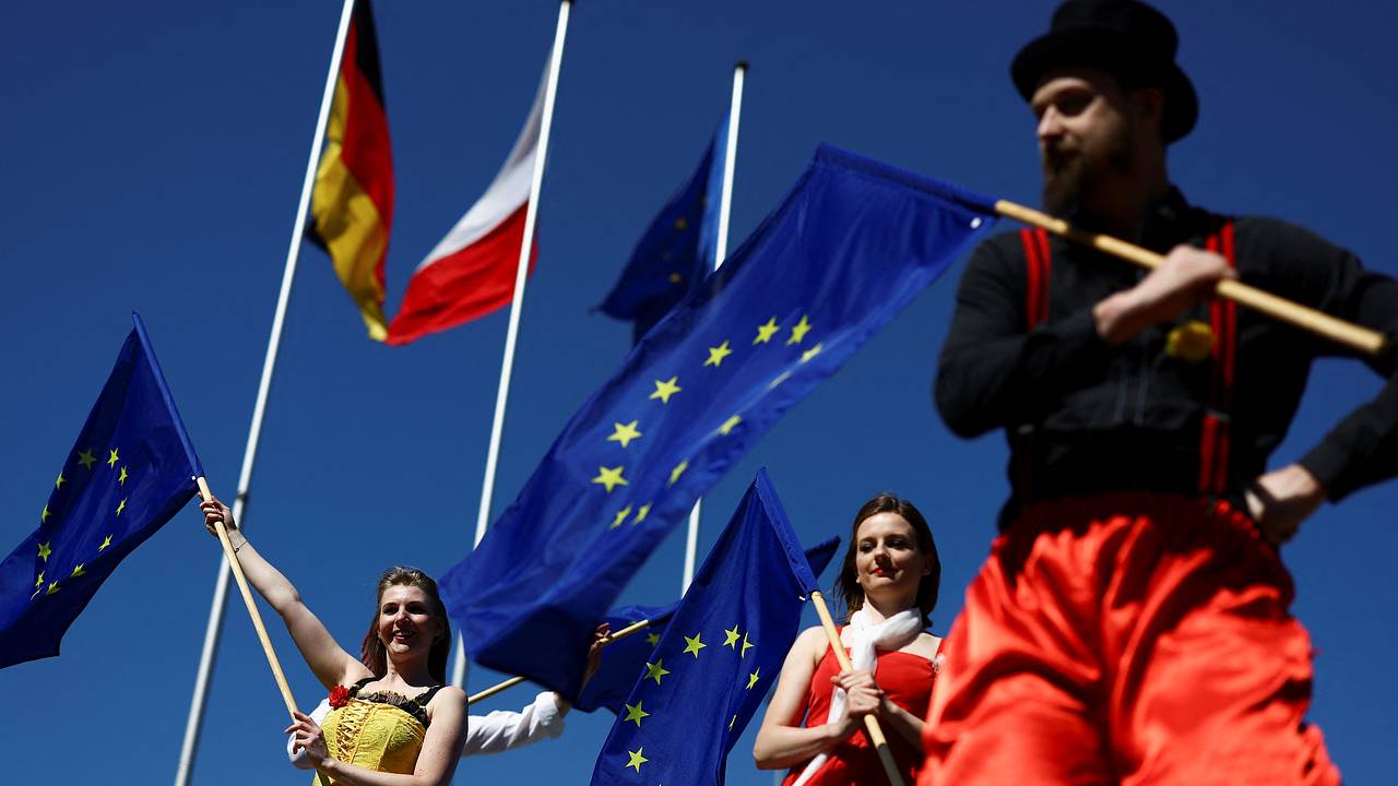 Польша пообещала блокировать членство Украины в ЕС по одной причине