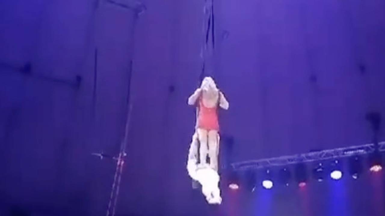 Российская гимнастка сломала руки во время выступления