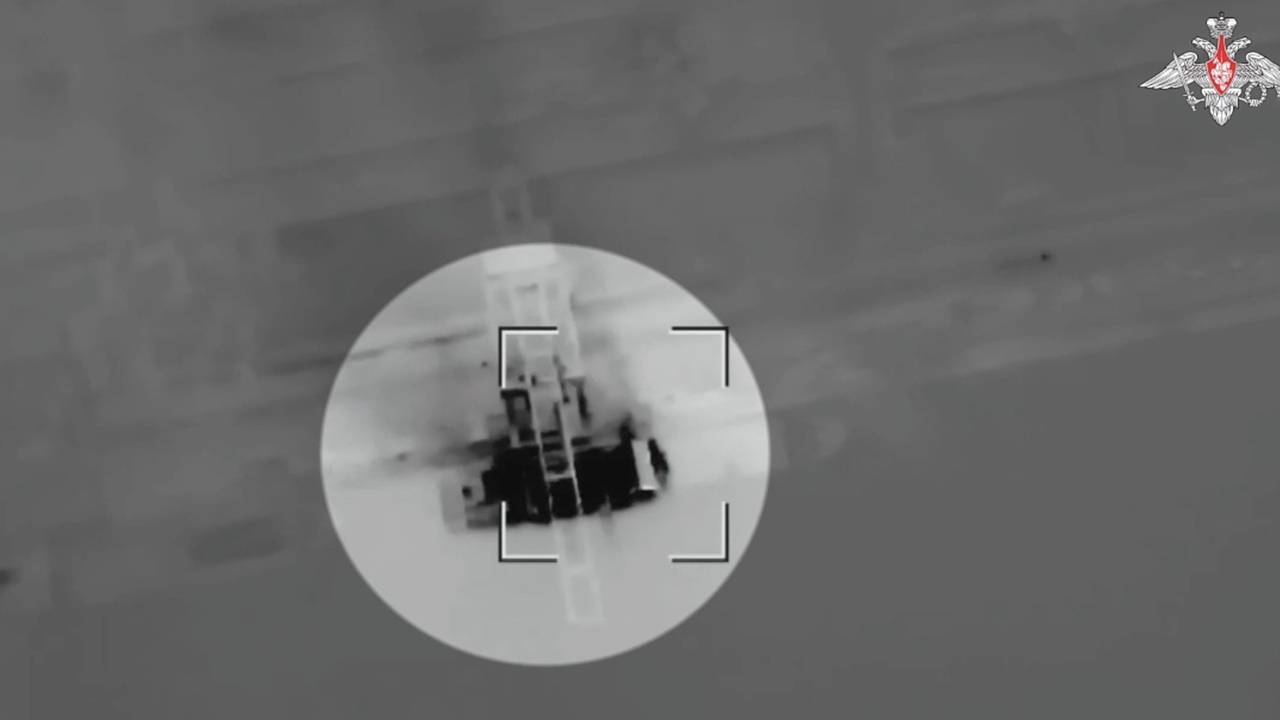 Появилось видео удара по судну с оружием под Одессой