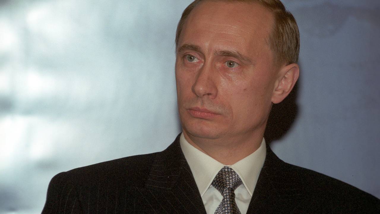 Украинский футболист рассказал о встрече с Путиным после матча с Россией в 1999 году