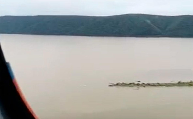 Бывшая жена спасенного туриста пожаловалась на поиски в Охотском море