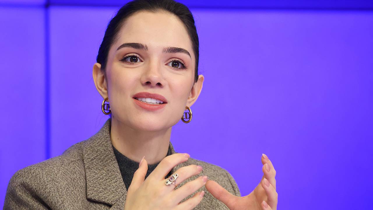 Медведевой запретили выходить на лед