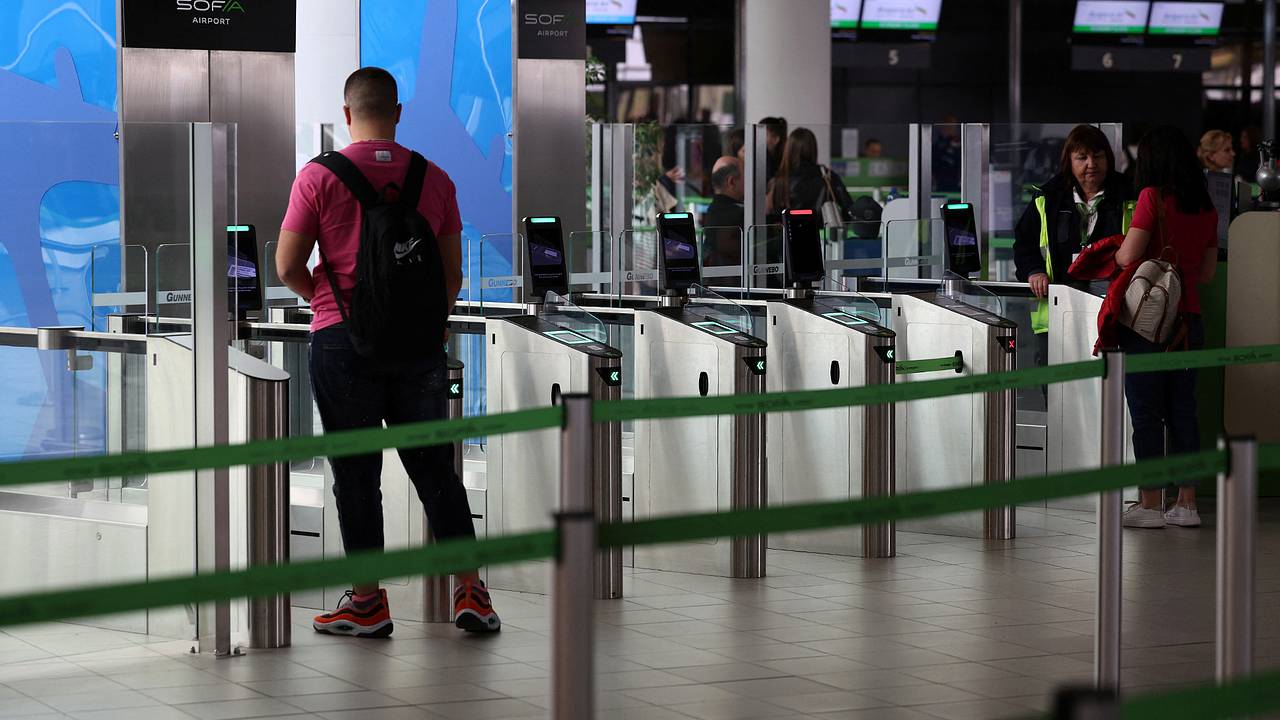В Европе продлили временные ограничения в Шенгенской зоне