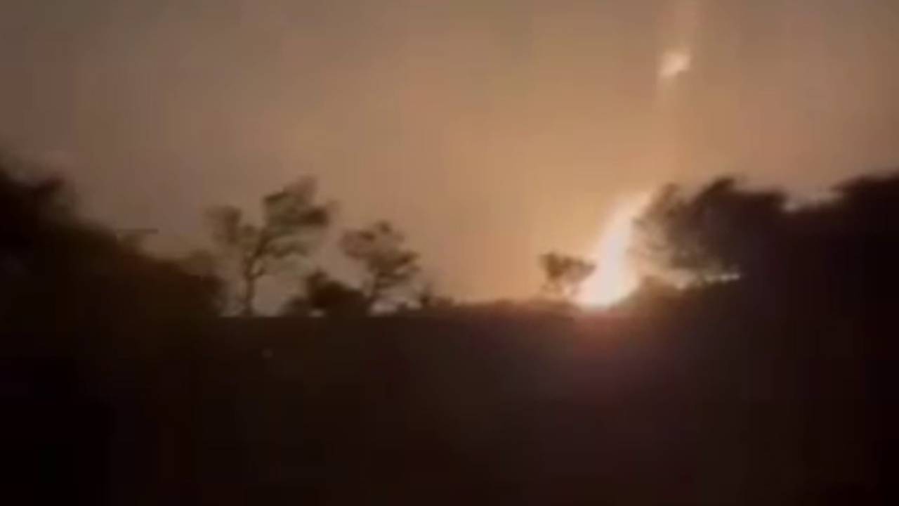 Появилось видео удара по самолету с якобы гражданами России в Судане