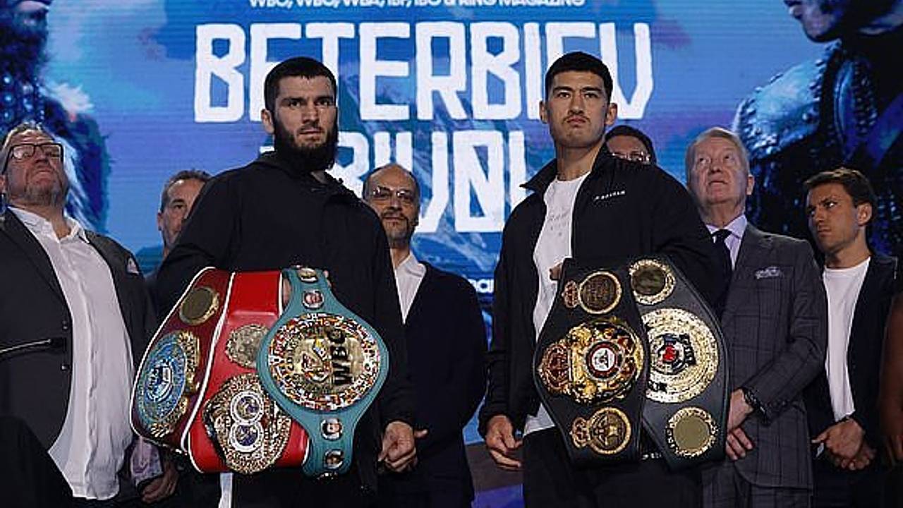 Бетербиев высказался о реванше с Биволом