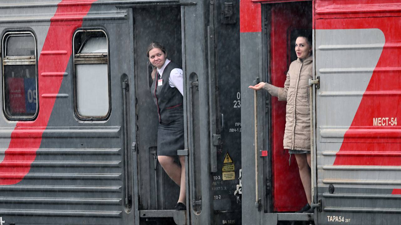 Действие измененной схемы движения поездов через Курскую область продлили