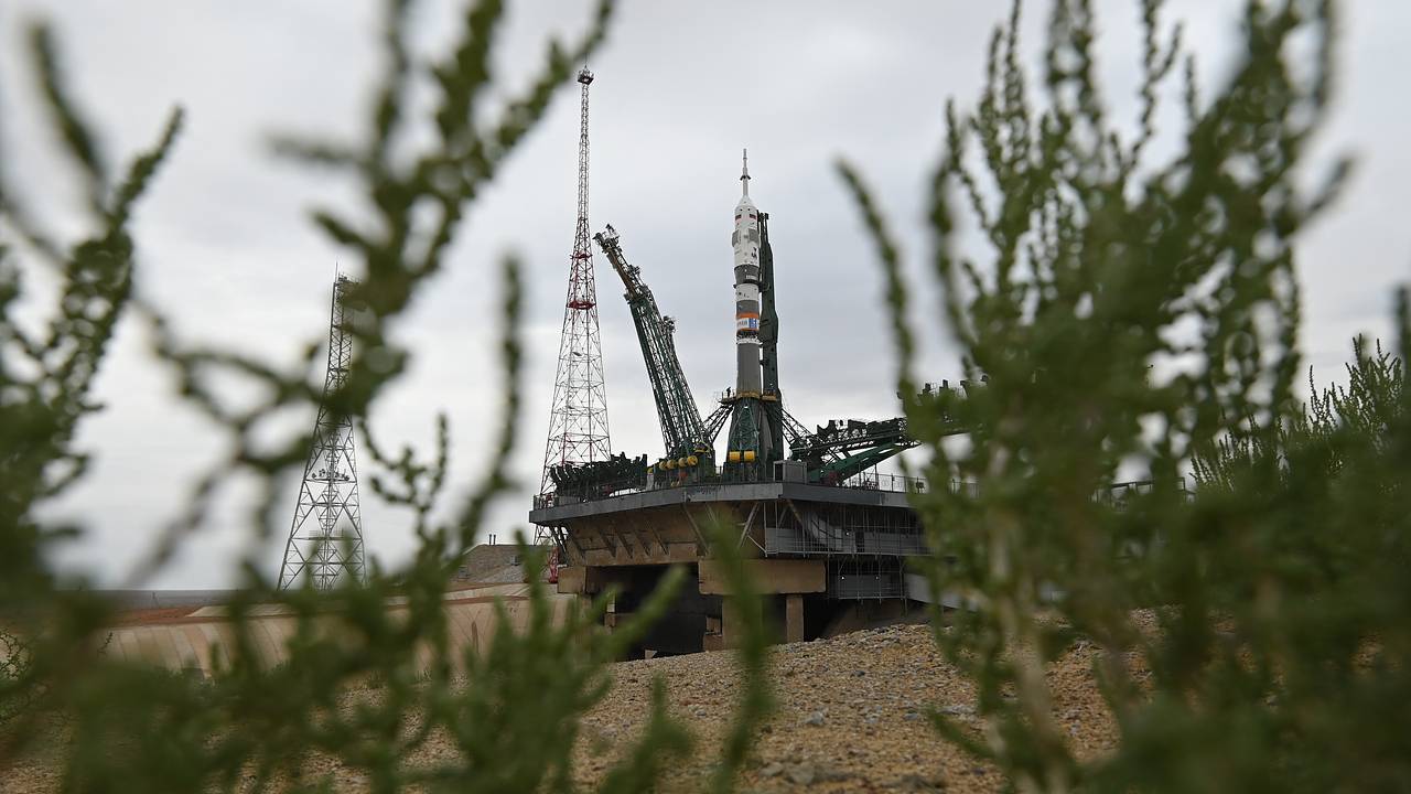 Двое иностранцев пробрались на Байконур и оказались в полиции