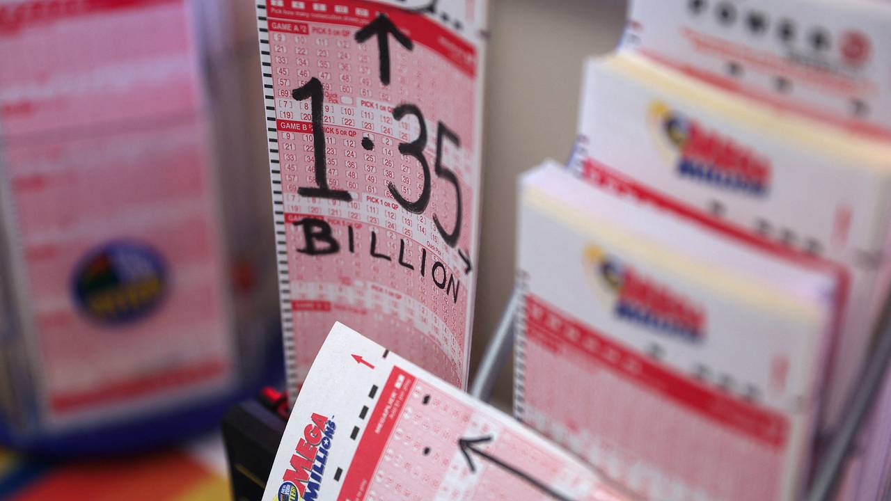 Подарок тети неожиданно принес женщине 3,5 миллиона рублей