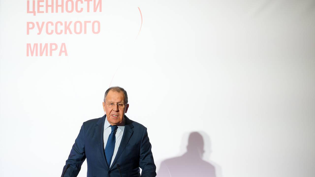 Лавров назвал сроки рассмотрения вопроса полноправного членства стран в БРИКС