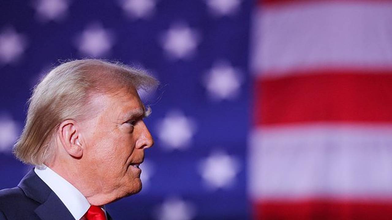 Медведев засомневался в способности Трампа завершить конфликт на Украине