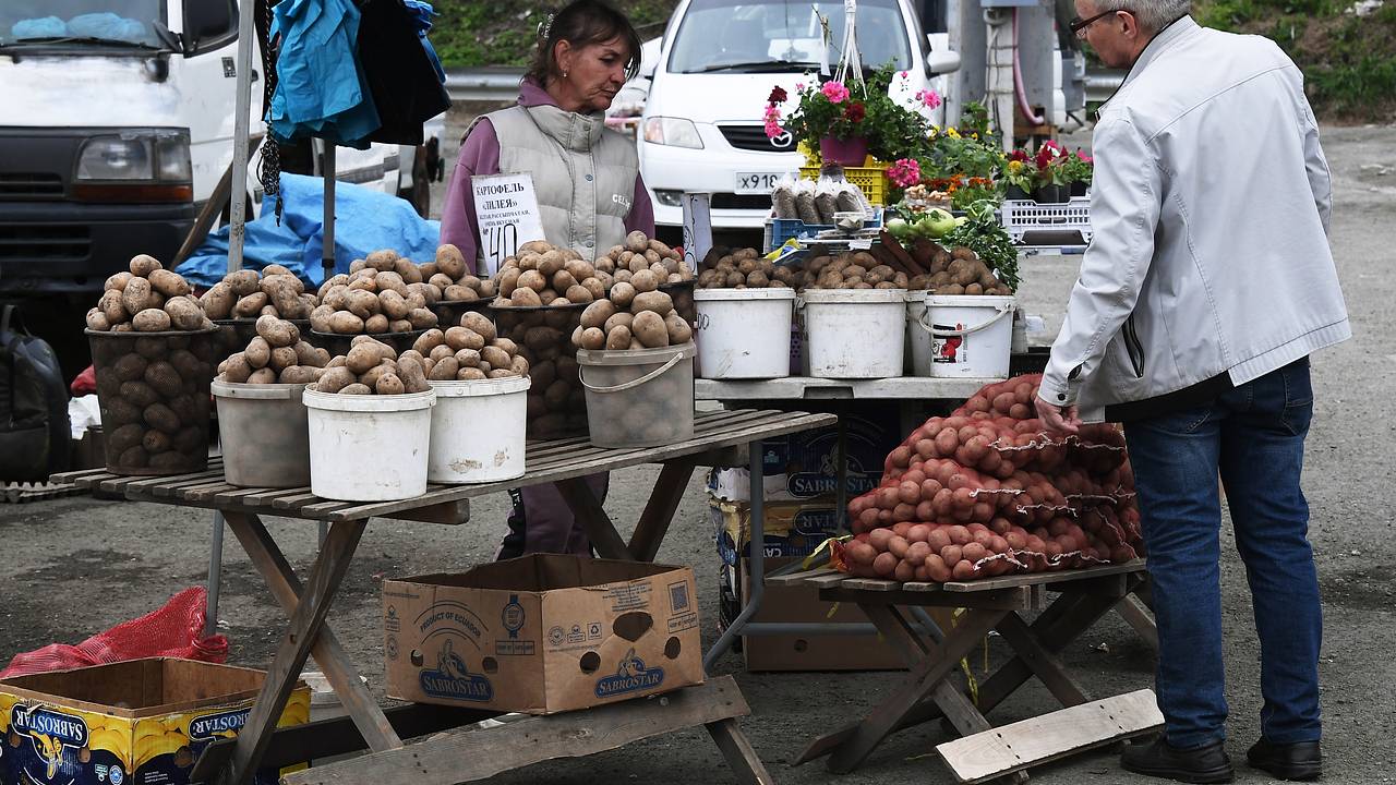 В РФ не хотят вводить предельные розничные цены на продукты