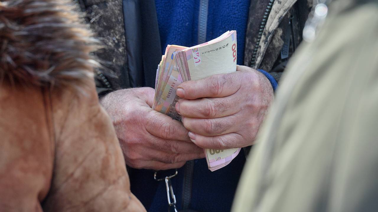 Ущерб от похищенных Украиной пенсий подсчитают