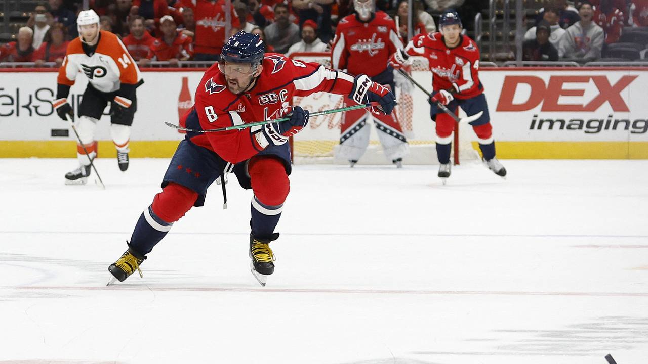 Овечкин сократил отставание от Гретцки до 34 голов