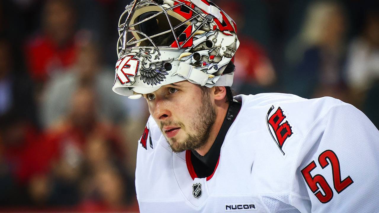 Российский вратарь клуба НХЛ рассказал о говорящем ему гадости Овечкине