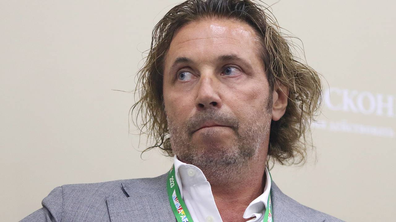 Мостовой нашел место для стажировки