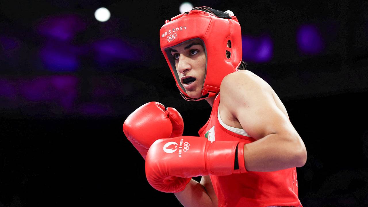 У провалившей гендерный тест боксерши Хелиф обнаружили тестикулы и «микропенис». О чем еще говорится в ее медзаключении?