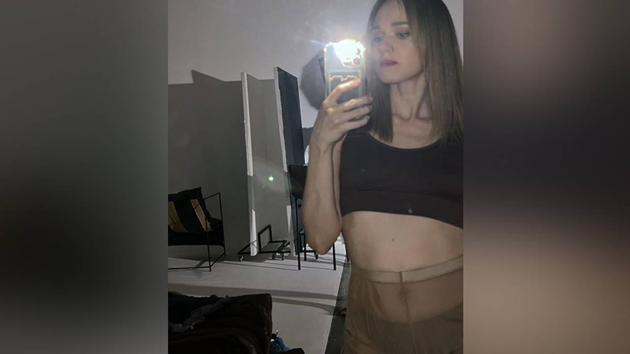 Экс-солистка группы «Ранетки» показала фото в прозрачных трусах