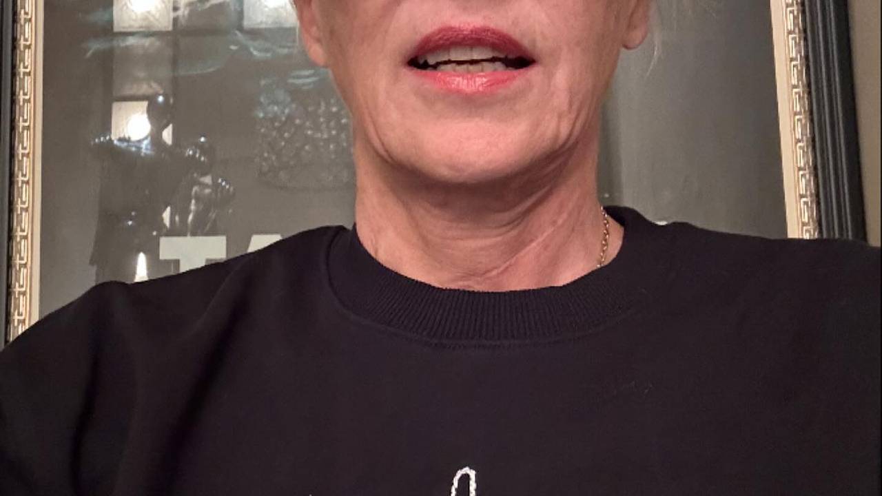 66-летняя Шэрон Стоун показала лицо без фильтров