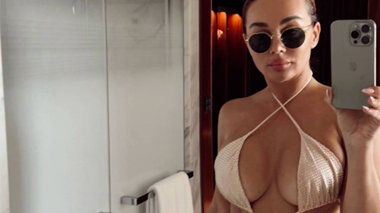 Анна Седокова показала откровенное фото на фоне сообщений о разводе