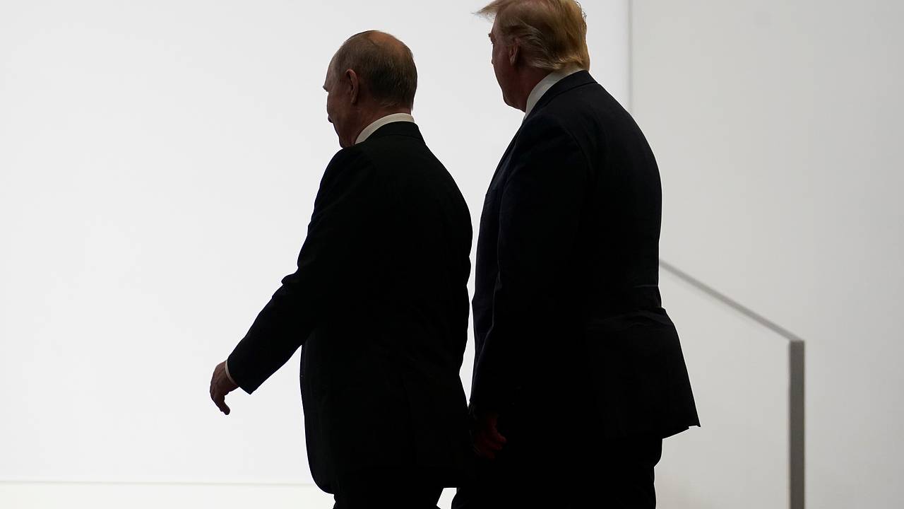 В Кремле ответили на вопрос о возможности контактов Путина и Трампа