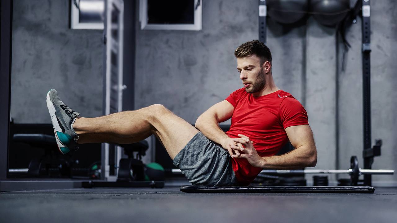 Названы лучшие упражнения для кубиков на прессе