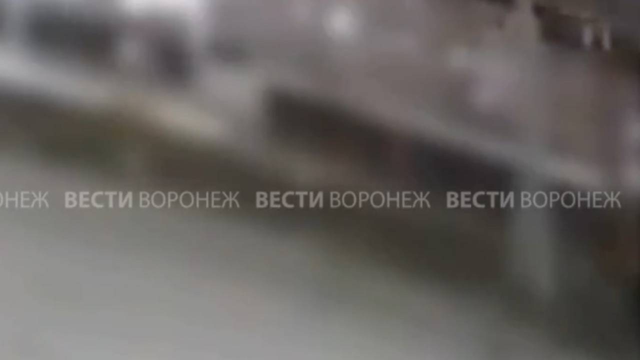 Момент уничтожения беспилотника над российским регионом сняли на видео