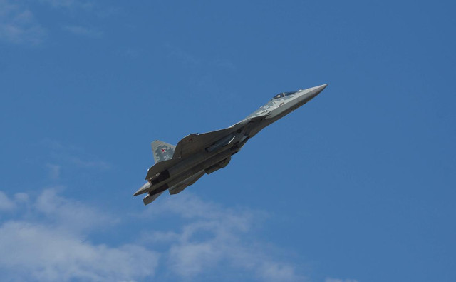 Шойгу назвал Су-57 «прекрасно показавшим себя» истребителем