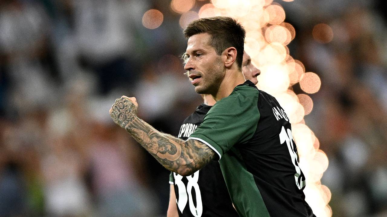 Смолов сделал заявление в связи с пропажей часов за восемь миллионов рублей