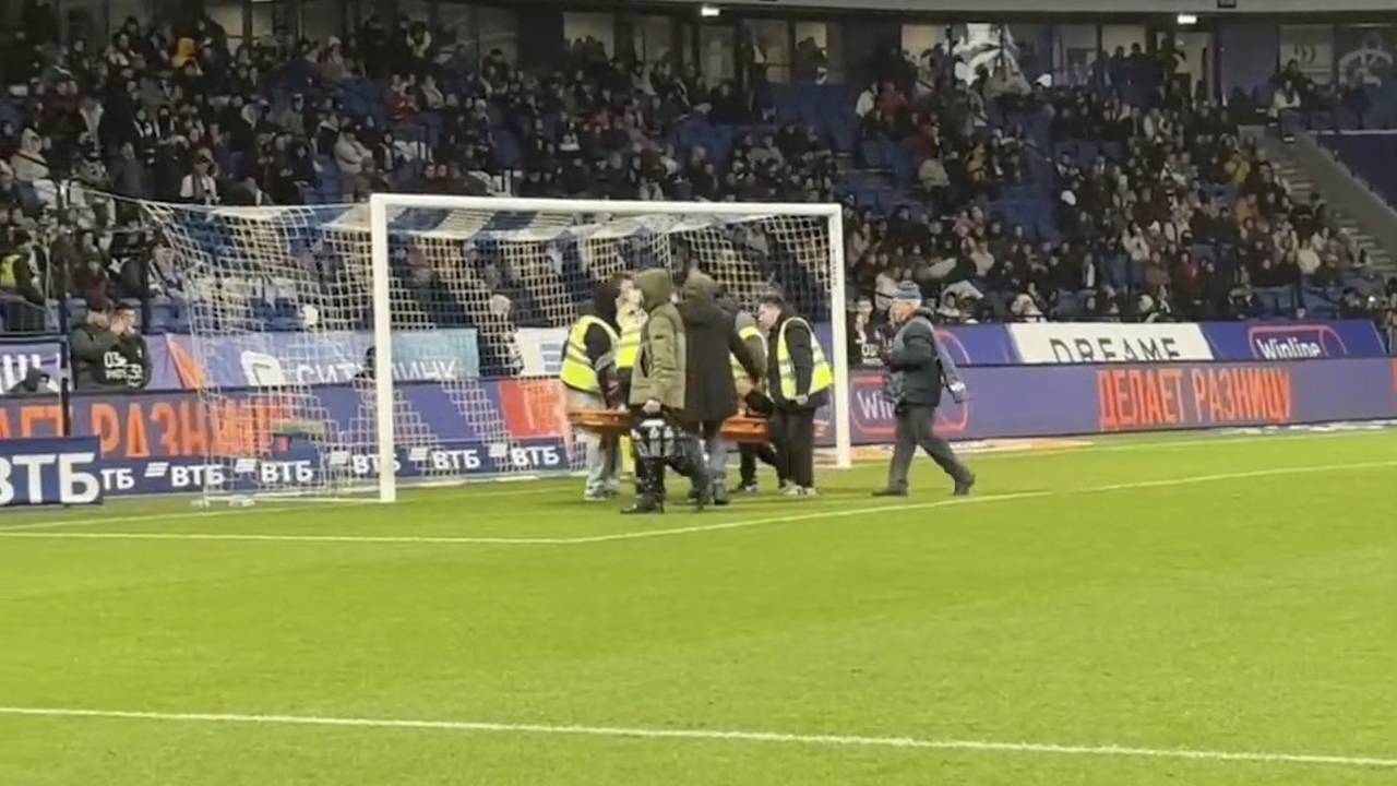 Футболист из Медиалиги получил тяжелую травму в матче против московского «Динамо»