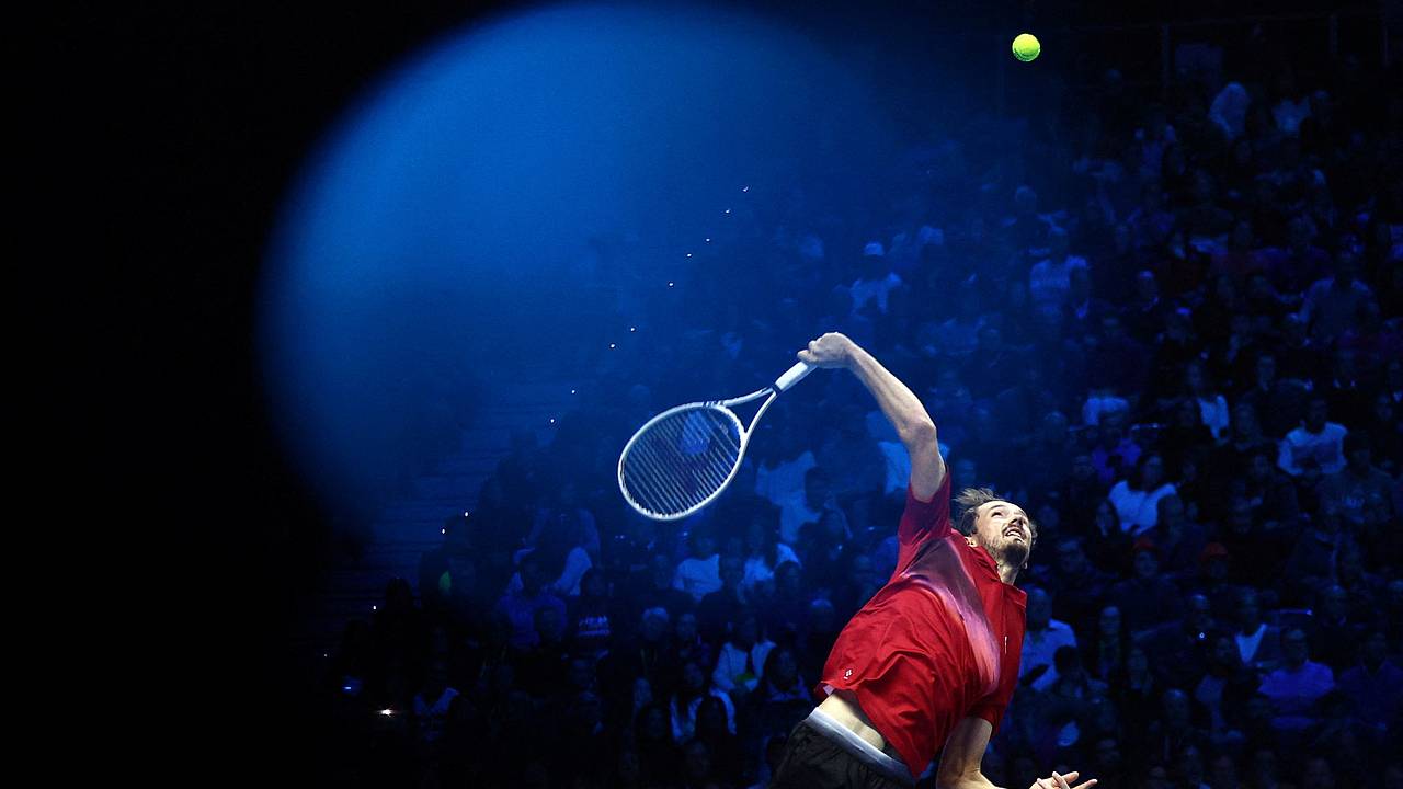 Медведев опустился на пятое место в рейтинге ATP по итогам сезона