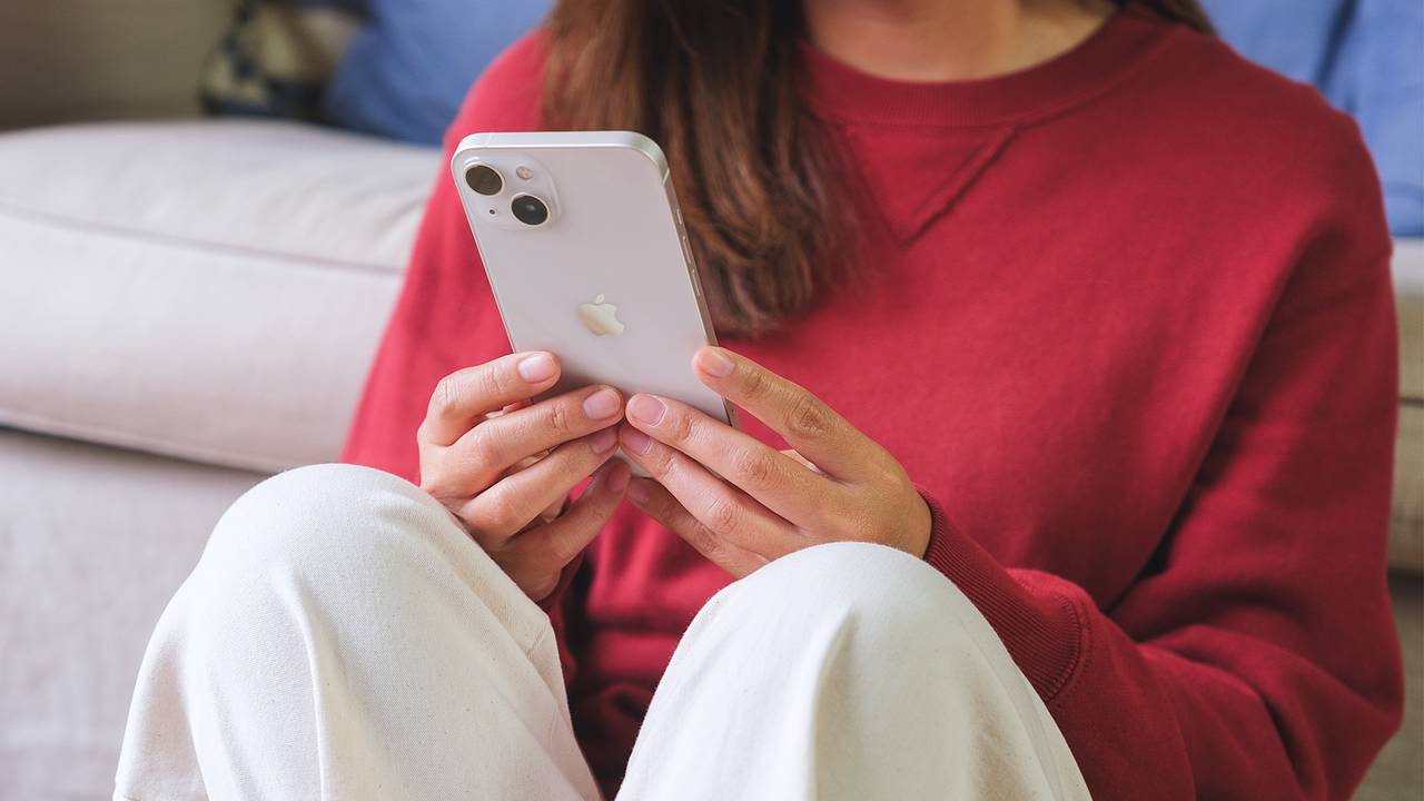 Пользователей iPhone напугали таинственные голоса