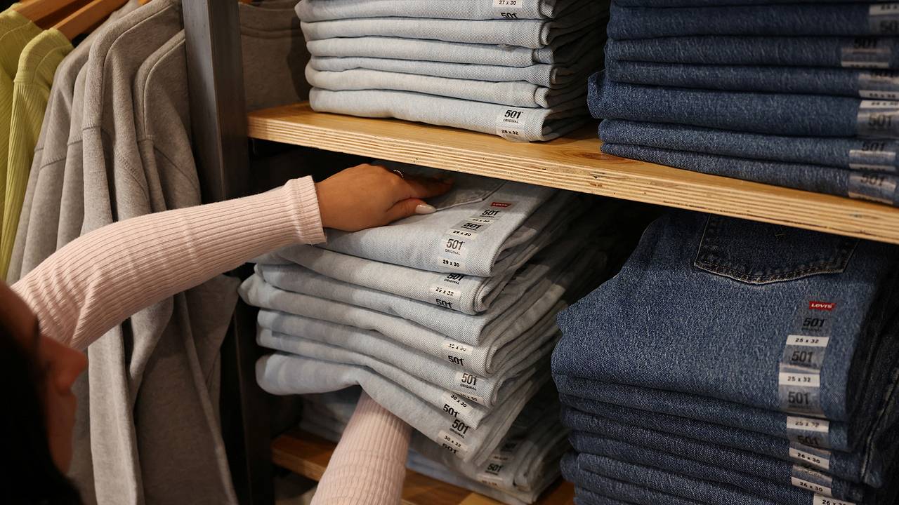 Названа выдающая многомиллионную стоимость старых джинсов Levi’s деталь
