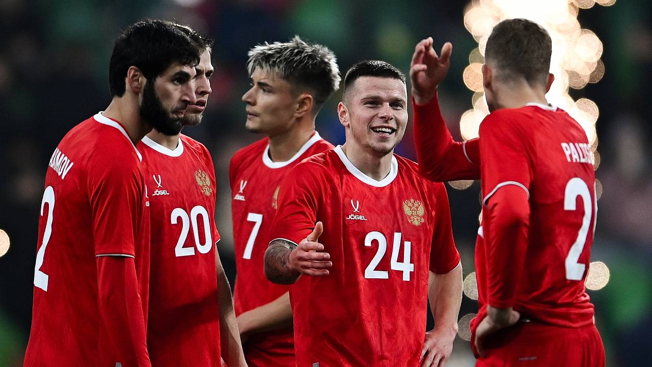 Сборная России назвала состав на матч с Сирией