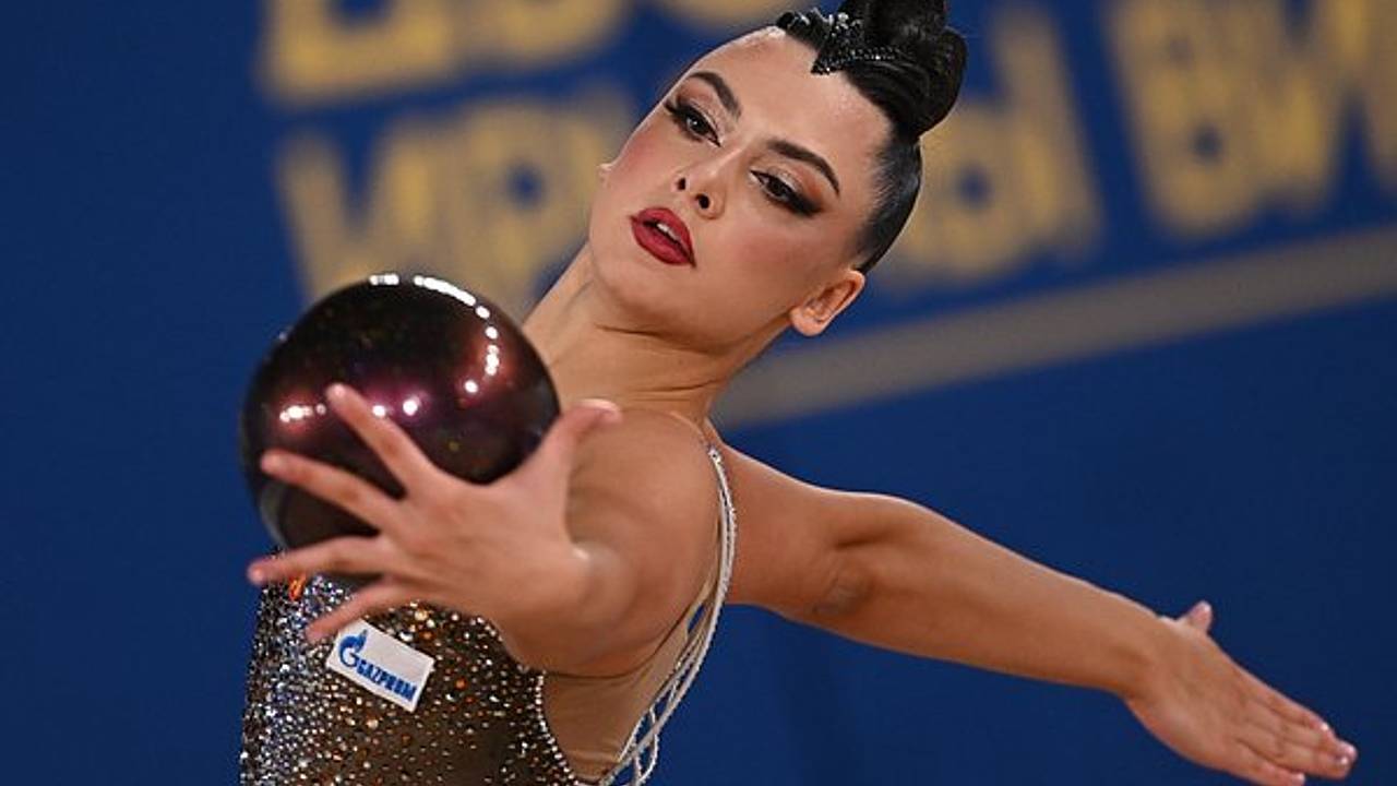 Названы спортсмены года в России