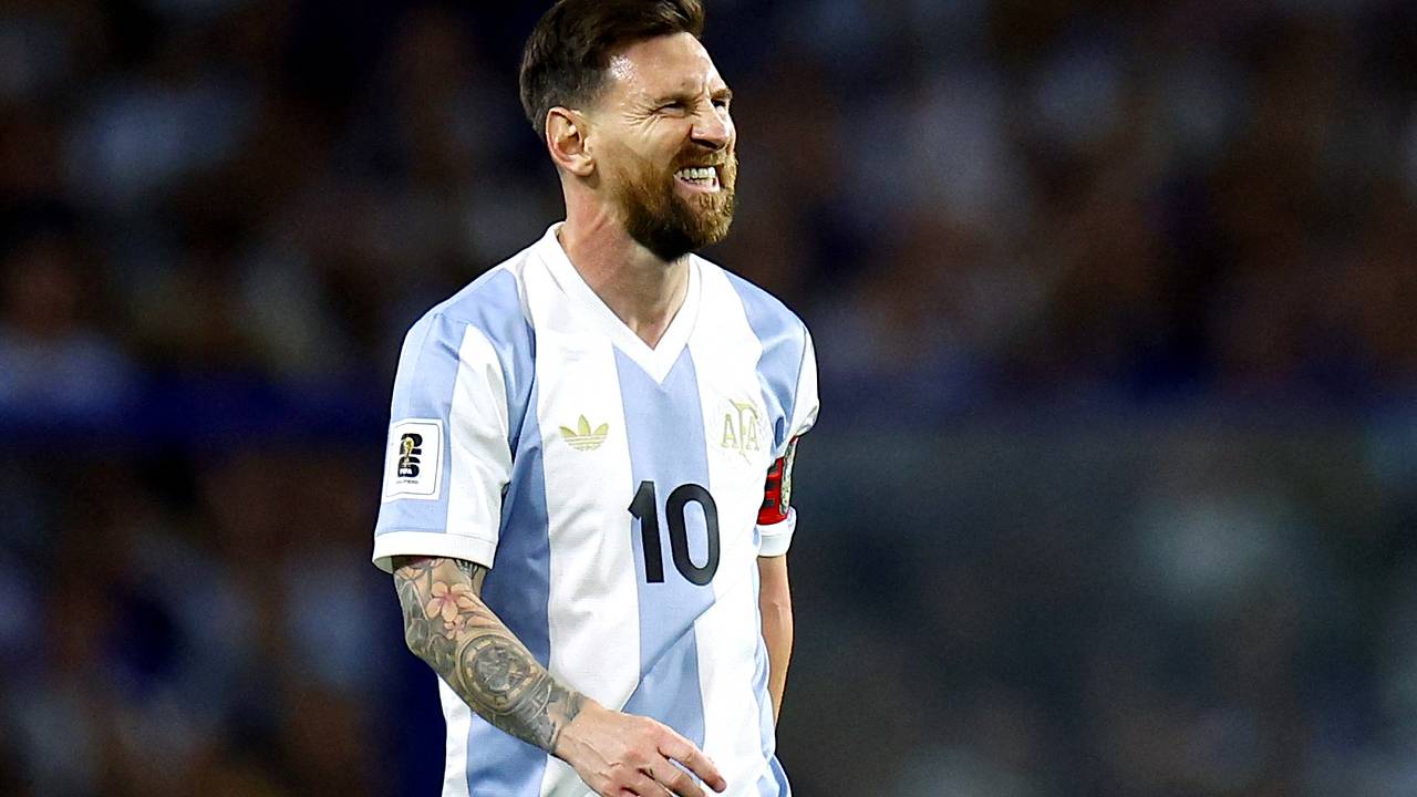 ФИФА назвала претендентов на премию игроку года