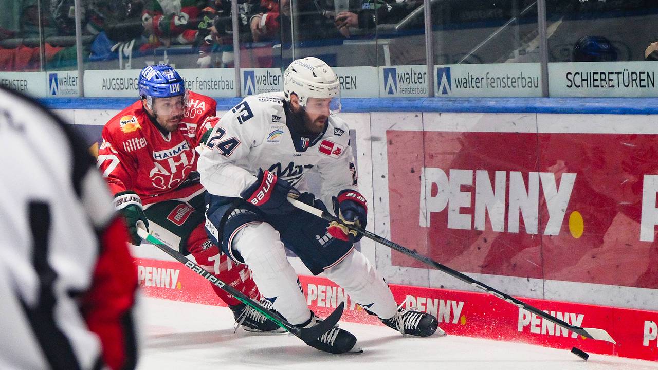 Американский игрок клуба КХЛ рассказал об удививших его российских традициях