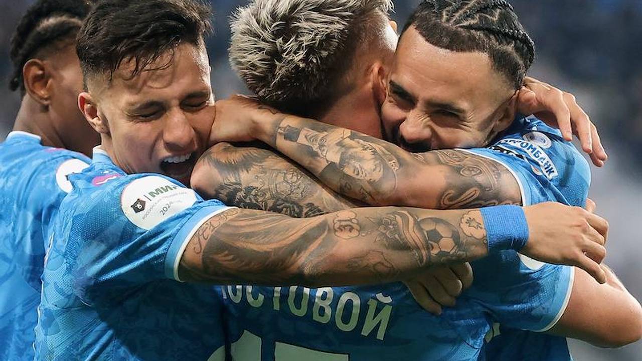 Стали известны результаты жеребьевки полуфинала Кубка России по футболу